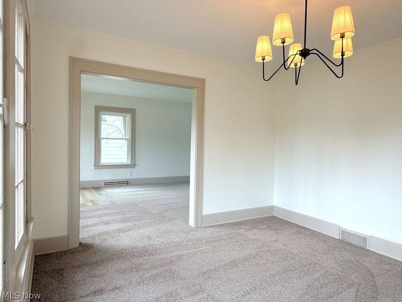 419 Oak Knoll NE, Warren, OH 44483 Photo 6