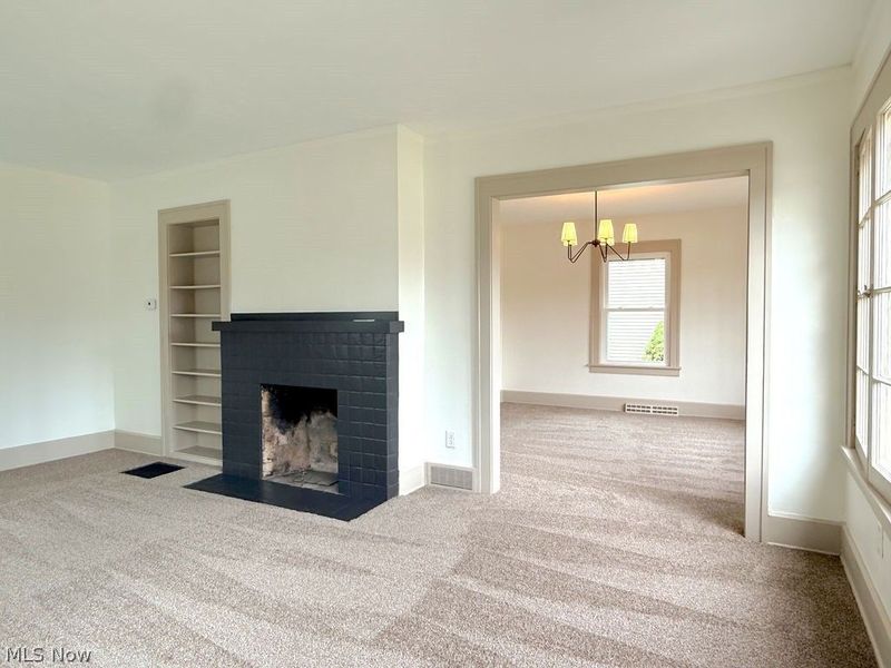 419 Oak Knoll NE, Warren, OH 44483 Photo 7