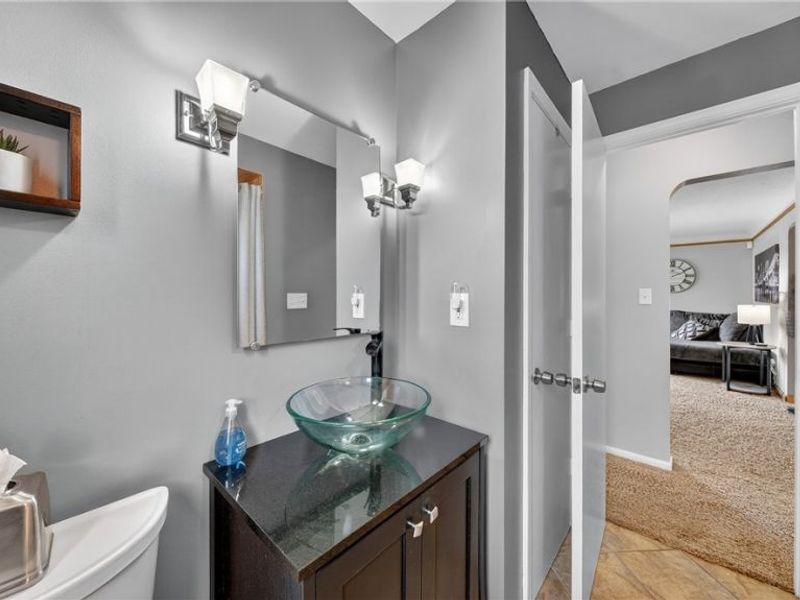 6716 Charles Road, North Olmsted, OH 44070 Photo 28