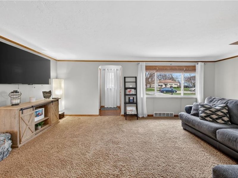 6716 Charles Road, North Olmsted, OH 44070 Photo 33