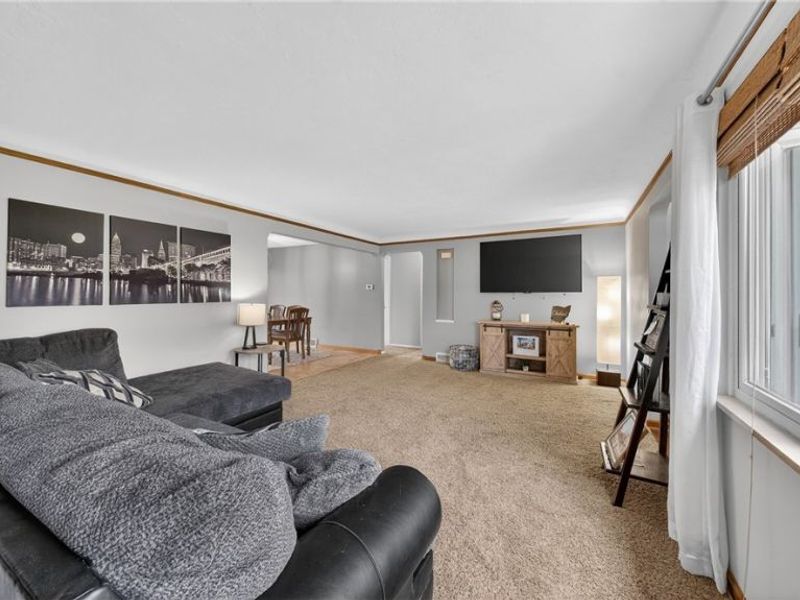 6716 Charles Road, North Olmsted, OH 44070 Photo 35