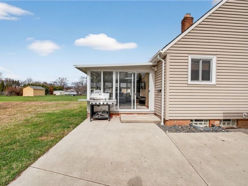 6716 Charles Road, North Olmsted, OH 44070 Photo 48