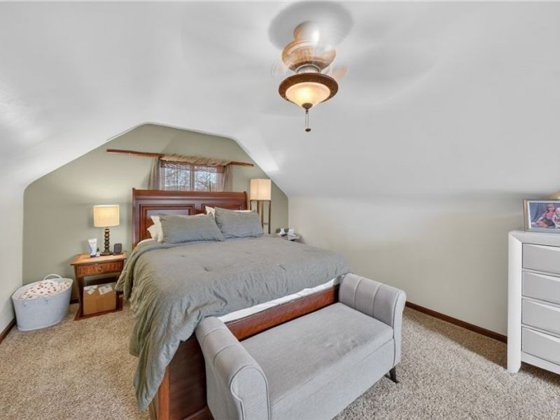 6716 Charles Road, North Olmsted, OH 44070 Photo 5