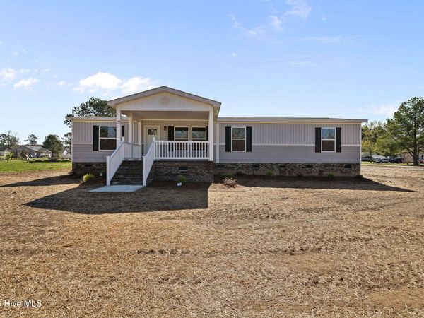 25 Old Pebble Lane, Kenly, NC 27542