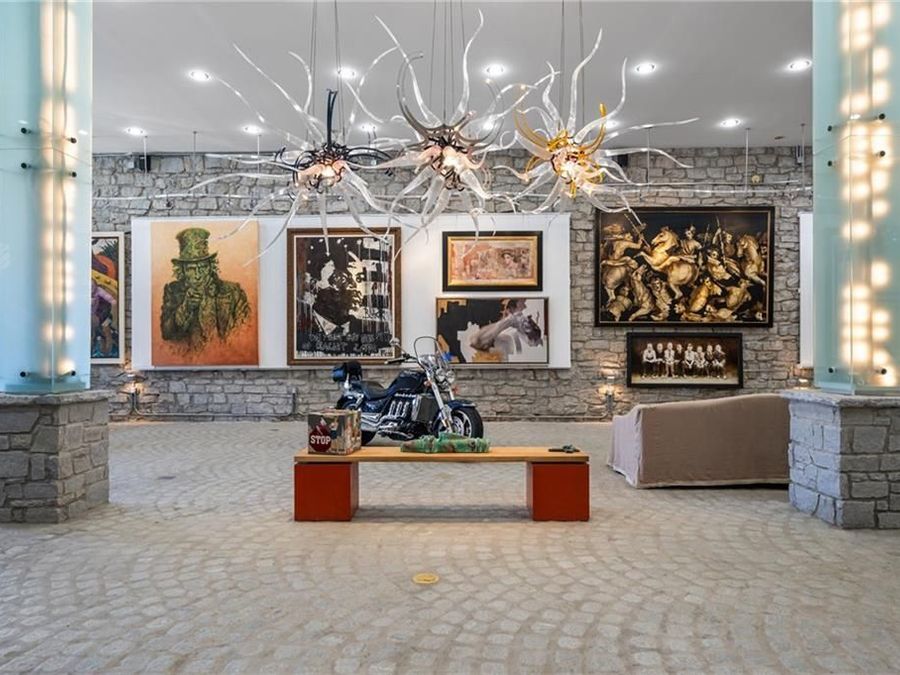 Property Image 8