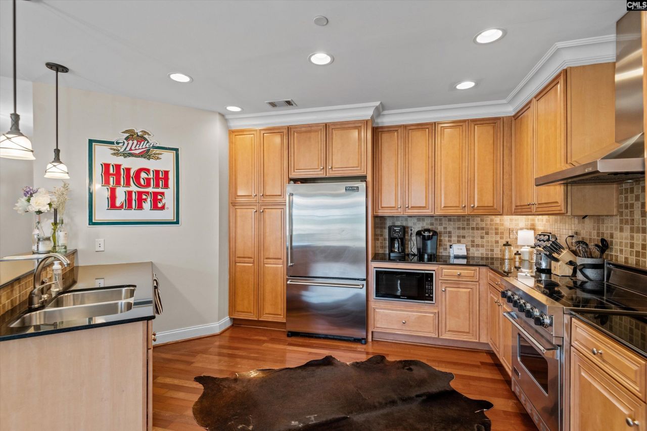 601 Main Street Photo 11