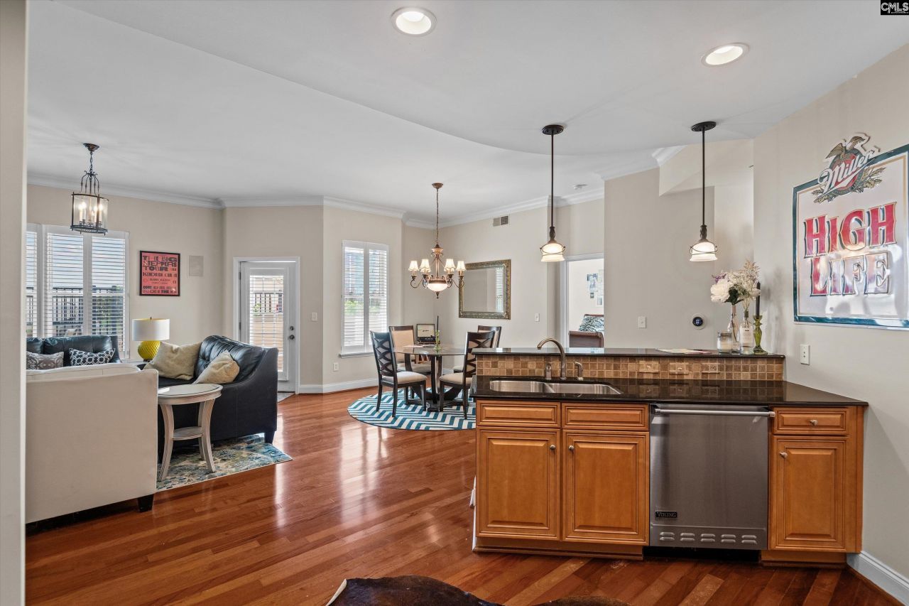 601 Main Street Photo 13