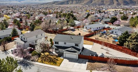 17295 Magnetite Drive, Reno, NV 89508 Photo