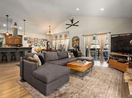 2453 Cattlemans Trail, South Lake Tahoe, CA 96150 Photo