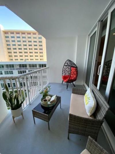 5401 Collins Ave , Unit 526, Miami Beach, FL 33140 Photo