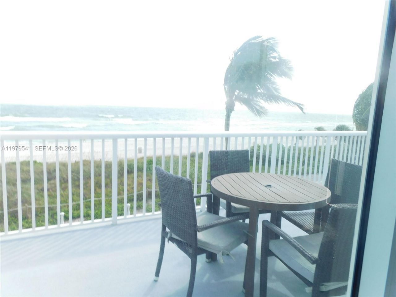 5401 Collins Ave, Unit 526, Miami Beach, FL 33140 Photo
