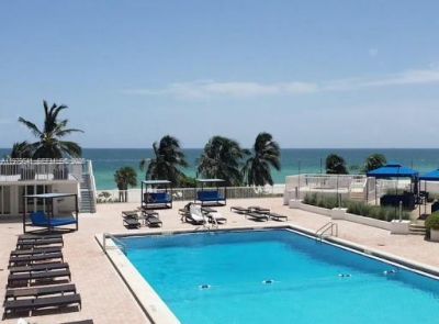 5401 Collins Ave, Unit 526, Miami Beach, FL 33140 Photo