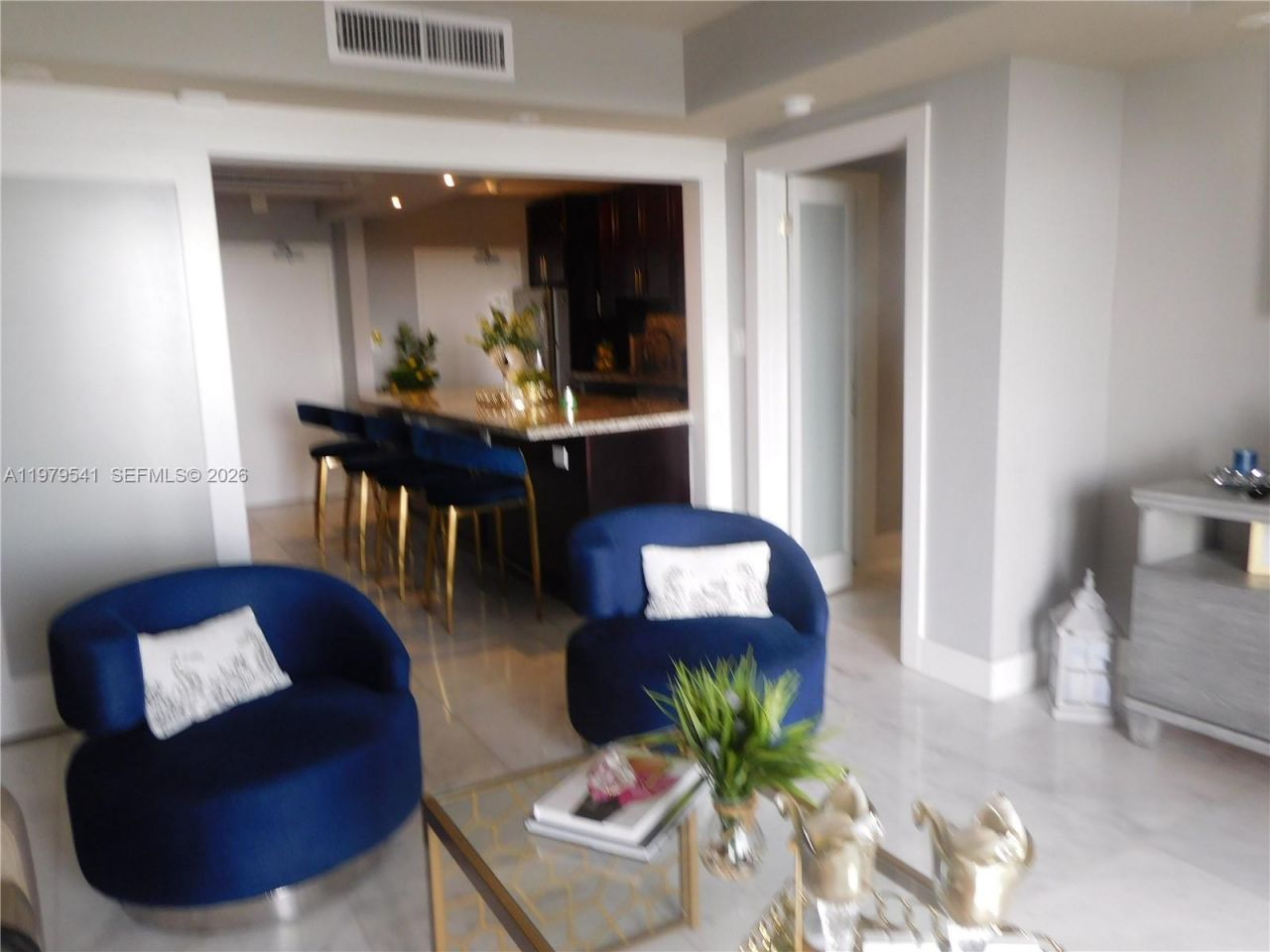 5401 Collins Ave , Unit 526, Miami Beach, FL 33140 Photo