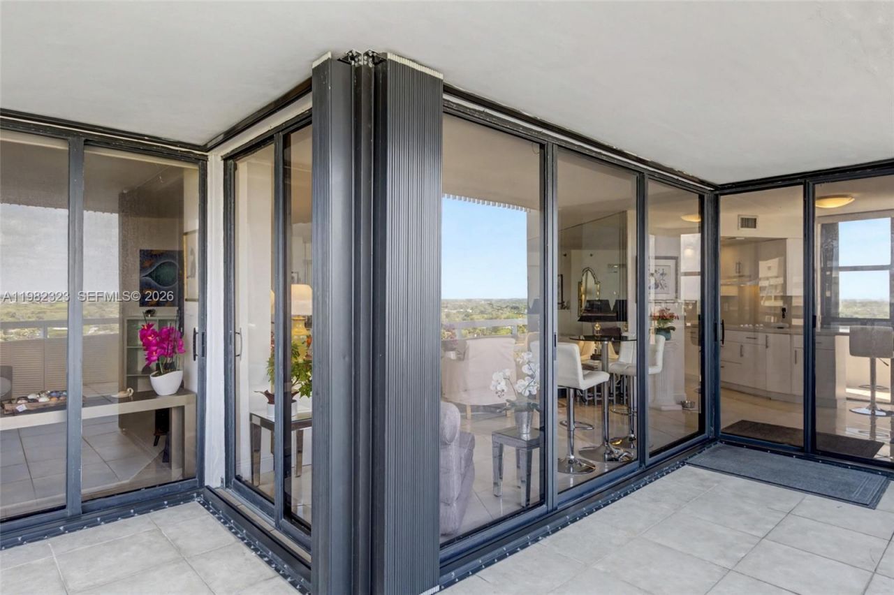 2000 Towerside Ter , Unit PH11, Miami, FL 33138 Photo