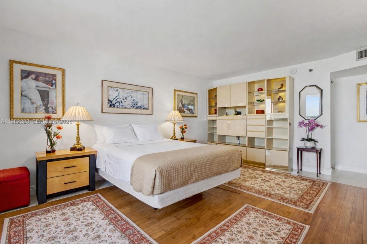 2000 Towerside Ter , Unit PH11, Miami, FL 33138 Photo