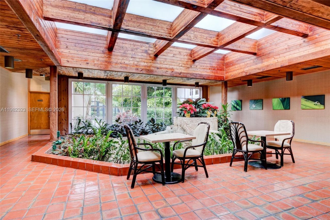 2000 Towerside Ter , Unit PH11, Miami, FL 33138 Photo