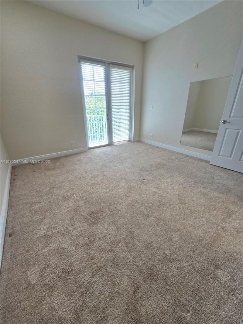 6841 N Lakeside Cir N, Unit 109-1, Davie, FL 33314 Photo
