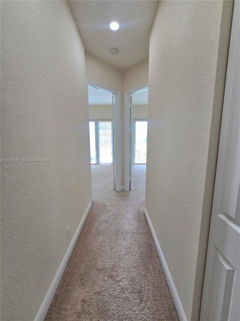 6841 N Lakeside Cir N, Unit 109-1, Davie, FL 33314 Photo