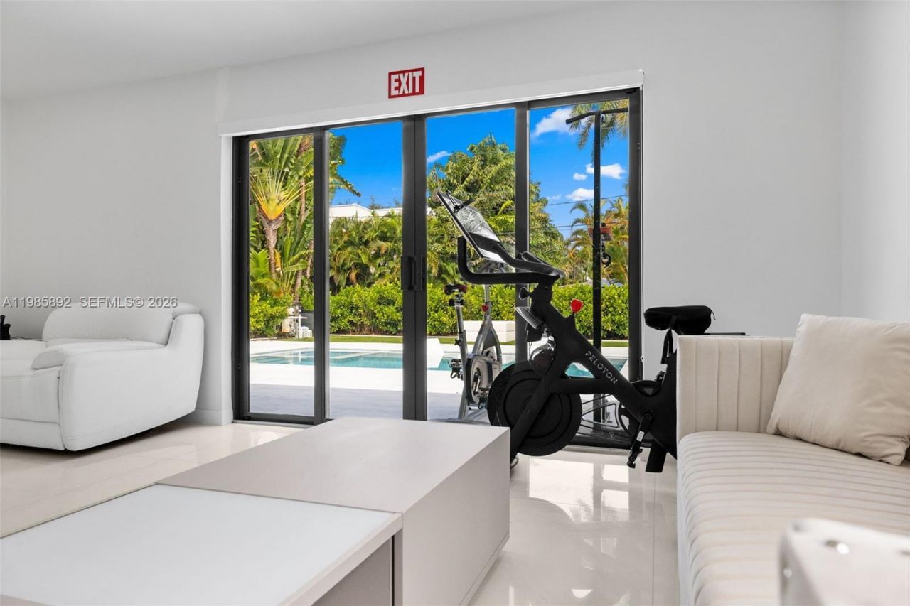 1117 Adams St, Hollywood, FL 33019 Photo