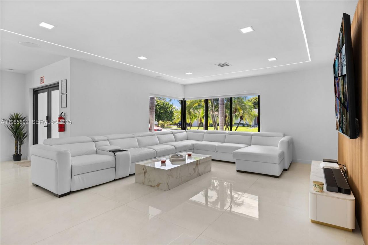 1117 Adams St, Hollywood, FL 33019 Photo