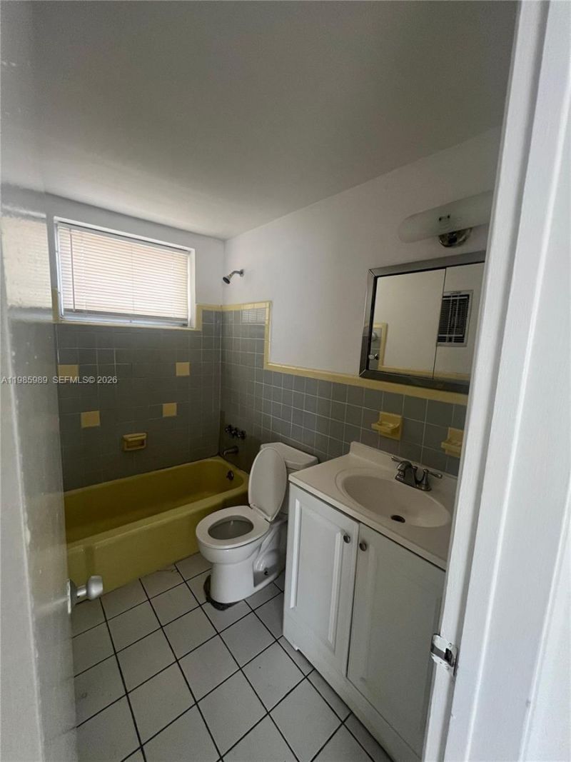 12665 NE 16th Ave , Unit 25, North Miami, FL 33161 Photo
