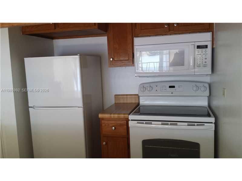 3720 Inverrary Dr , Unit 2M, Lauderhill, FL 33319 Photo