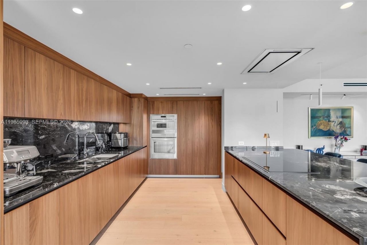 430 Grand Bay Dr , Unit 608, Key Biscayne, FL 33149 Photo