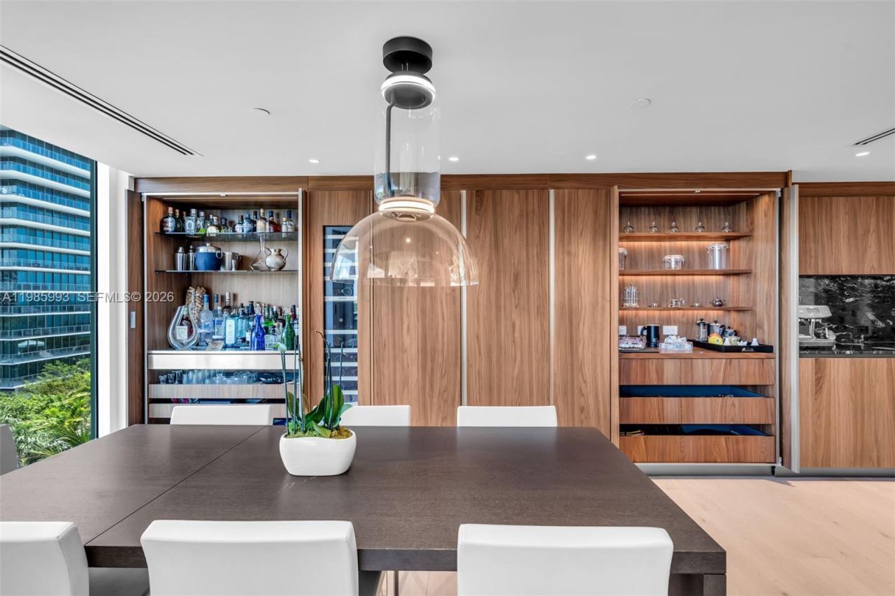 430 Grand Bay Dr , Unit 608, Key Biscayne, FL 33149 Photo