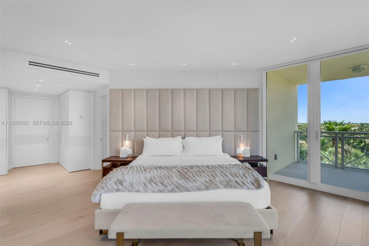 430 Grand Bay Dr , Unit 608, Key Biscayne, FL 33149 Photo