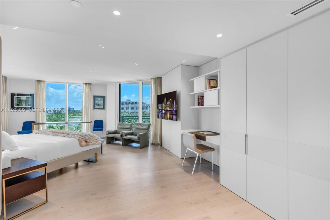 430 Grand Bay Dr , Unit 608, Key Biscayne, FL 33149 Photo