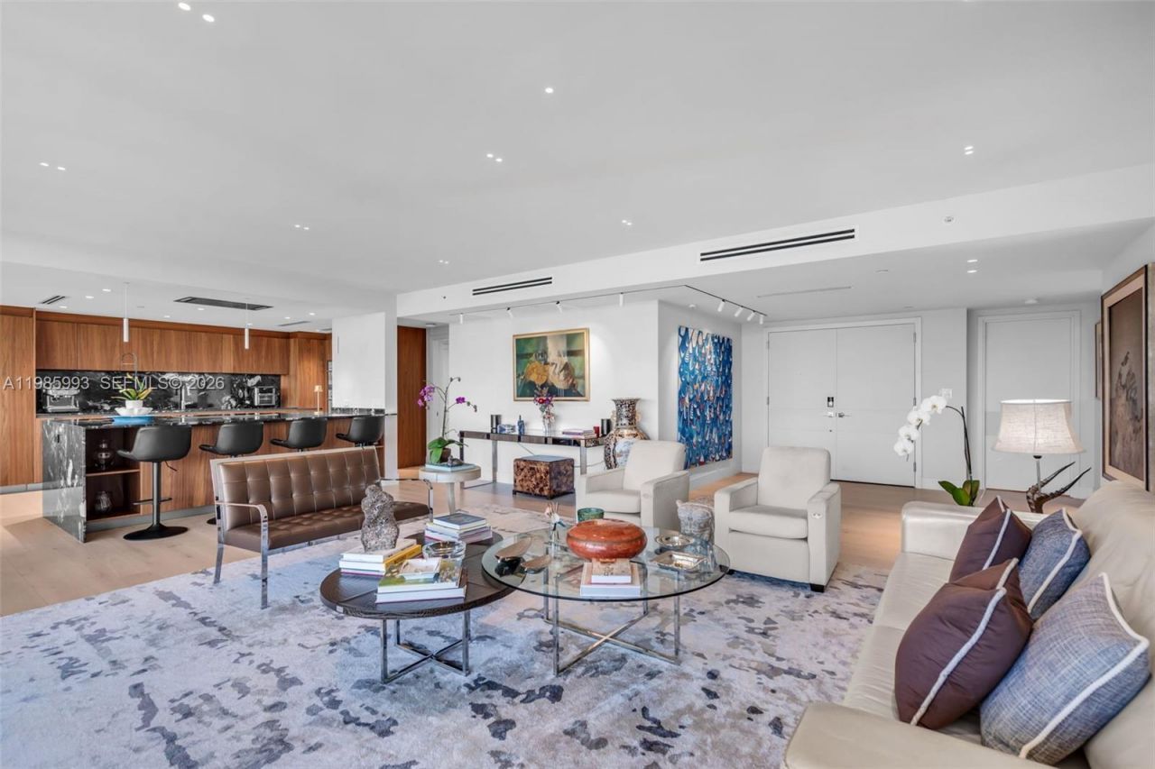 430 Grand Bay Dr , Unit 608, Key Biscayne, FL 33149 Photo