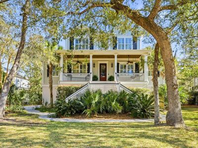 2216 Beckenham Drive, Mount Pleasant, SC 29466