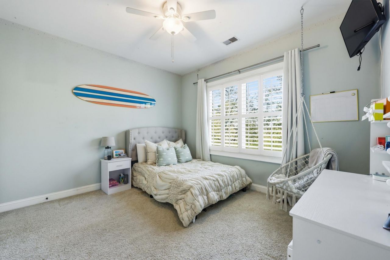 2216 Beckenham Drive Photo 39