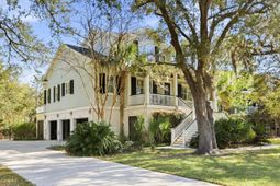 2216 Beckenham Drive photo 4