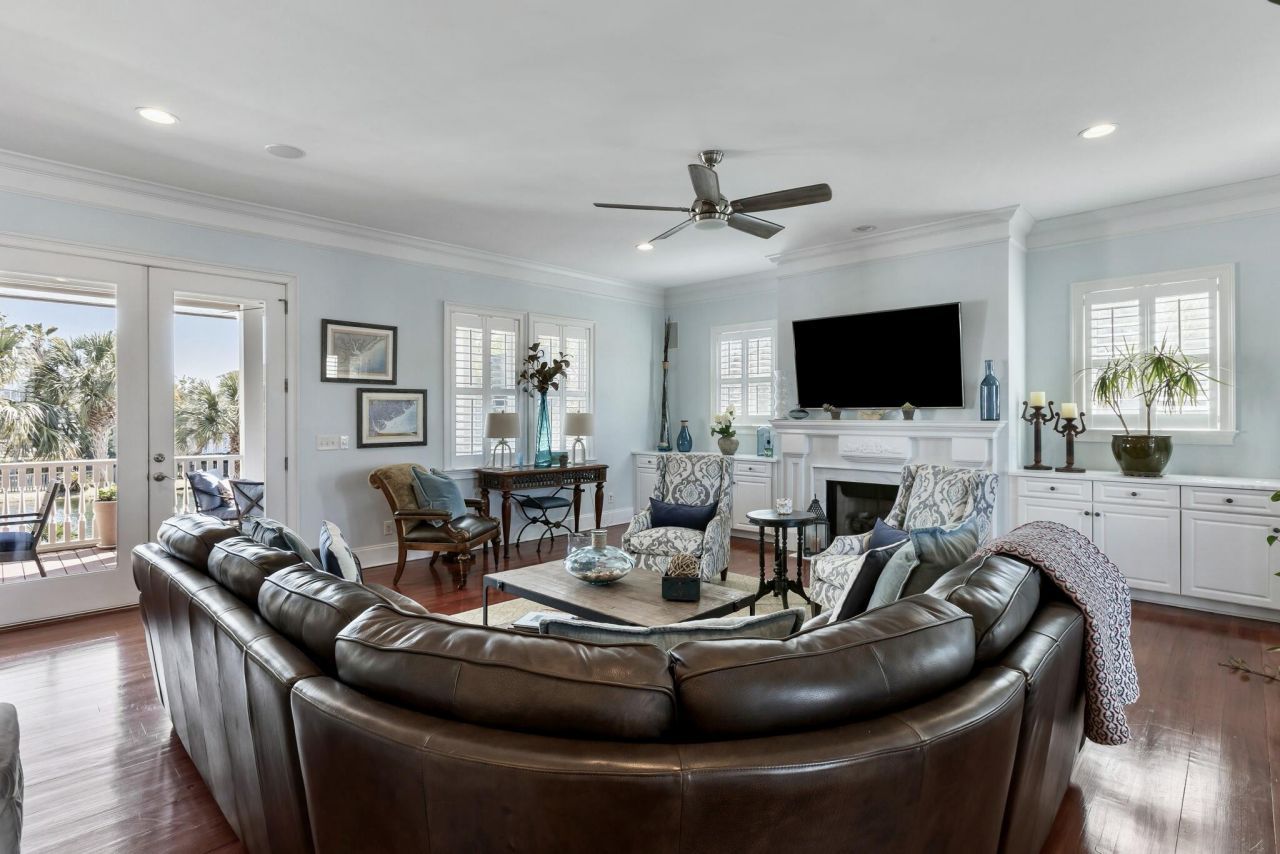 2683 Magnolia Woods Drive Photo 6