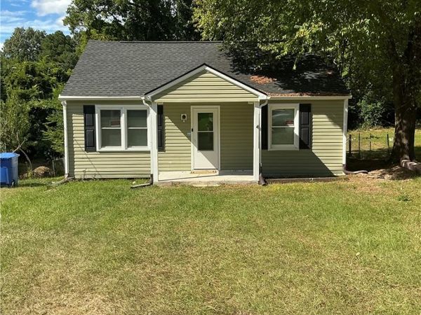 210 Sunset Avenue, Fayetteville, NC 28301