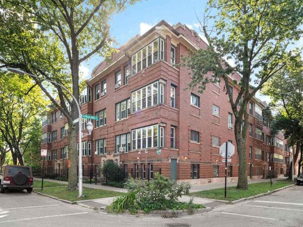 7027 N Paulina Street , Unit 3S, Chicago, IL 60626