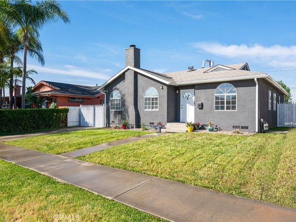 13607 S Menlo Avenue, Gardena, CA 90247
