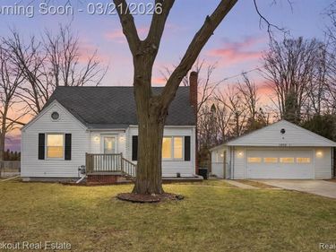 1060 Cross Street, Saginaw, MI 48602