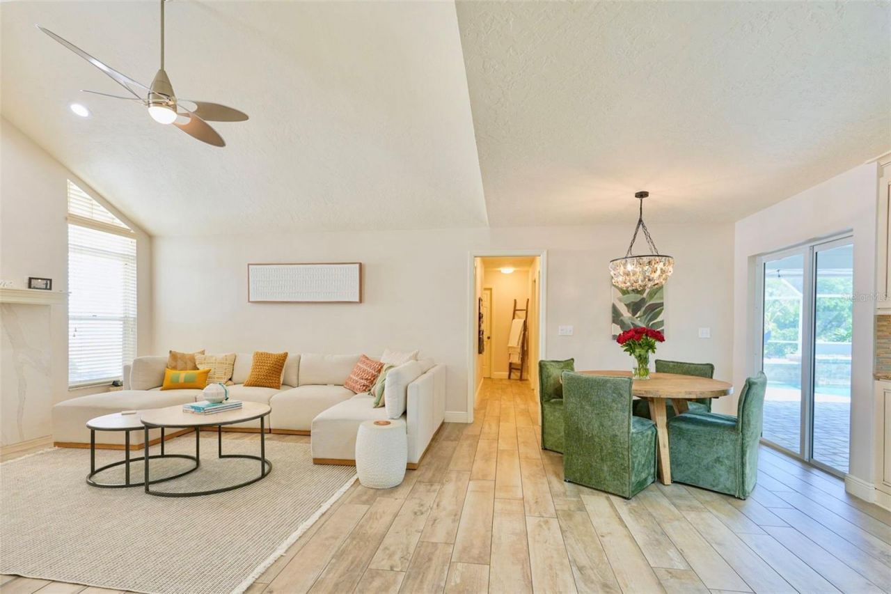 4717 E Trails Drive, Sarasota, FL 34232 Photo