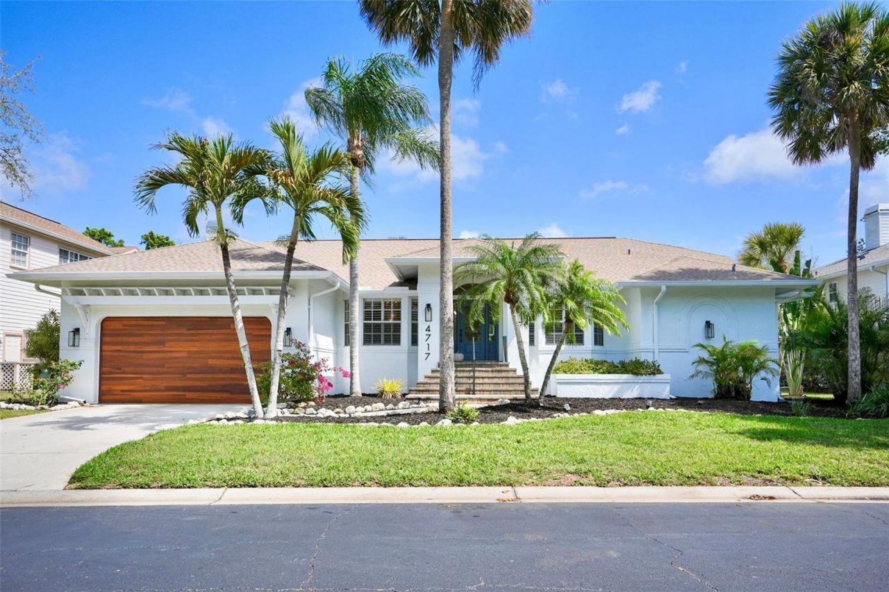4717 E Trails Drive, Sarasota, FL 34232 Photo