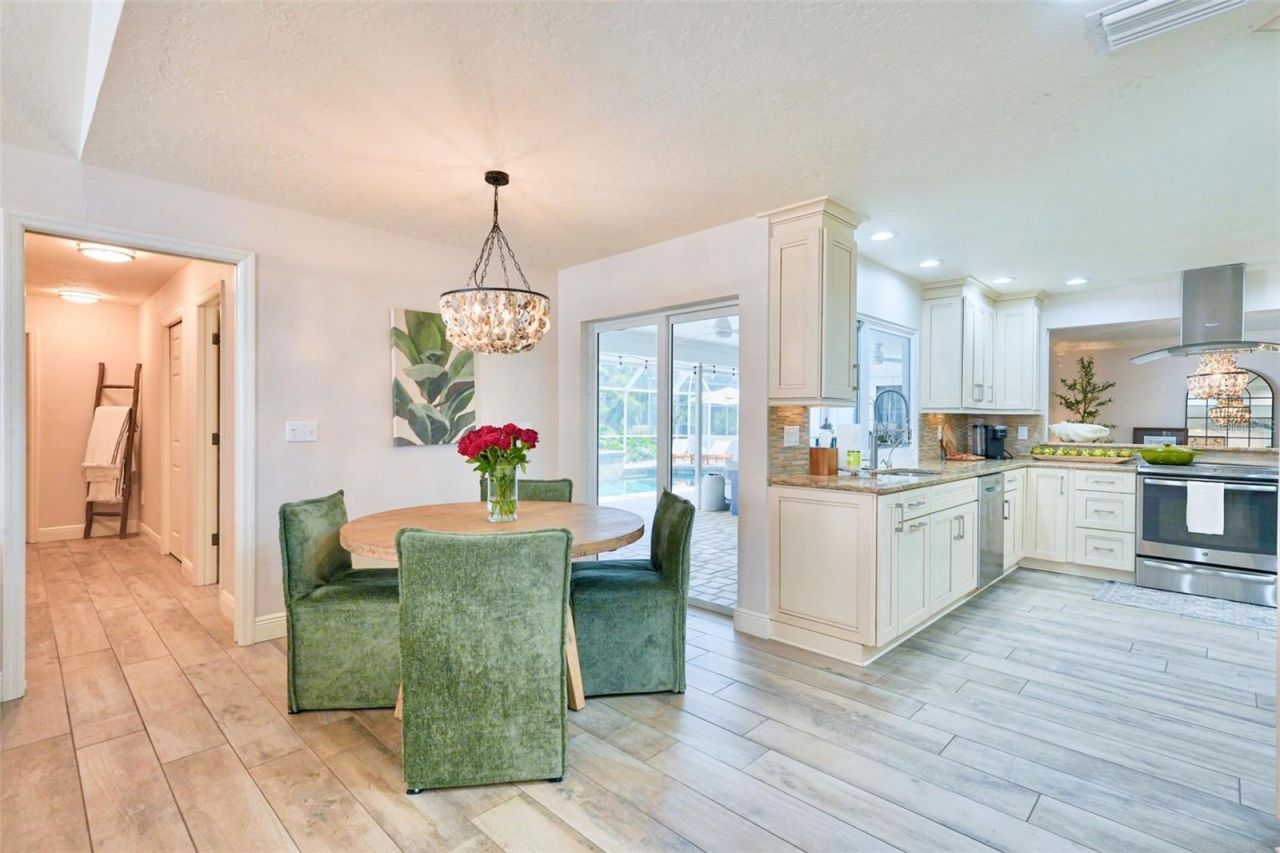 4717 E Trails Drive, Sarasota, FL 34232 Photo