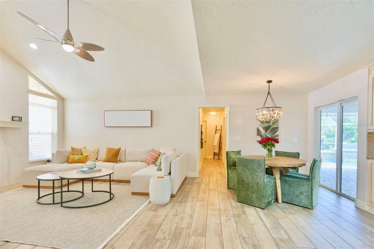 4717 E Trails Drive, Sarasota, FL 34232 Photo