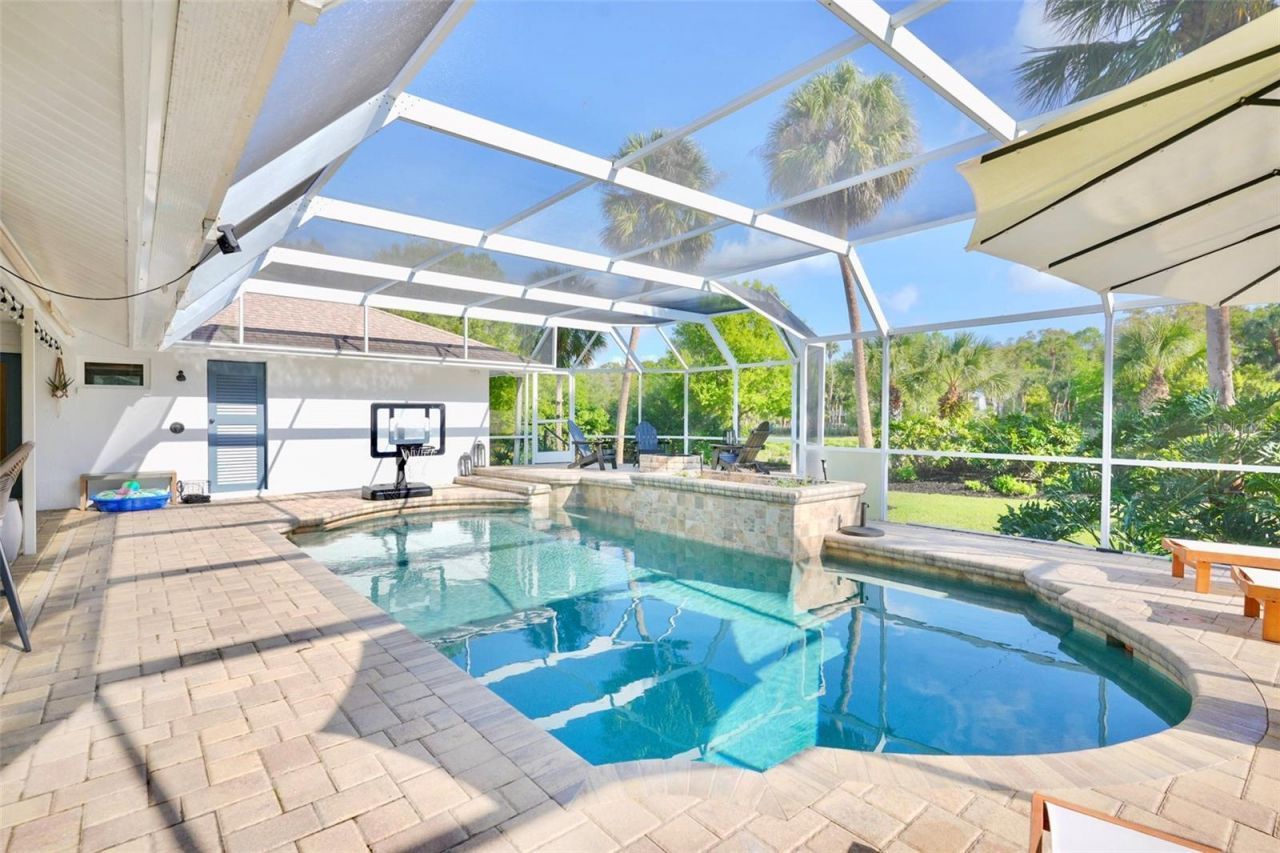 4717 E Trails Drive, Sarasota, FL 34232 Photo