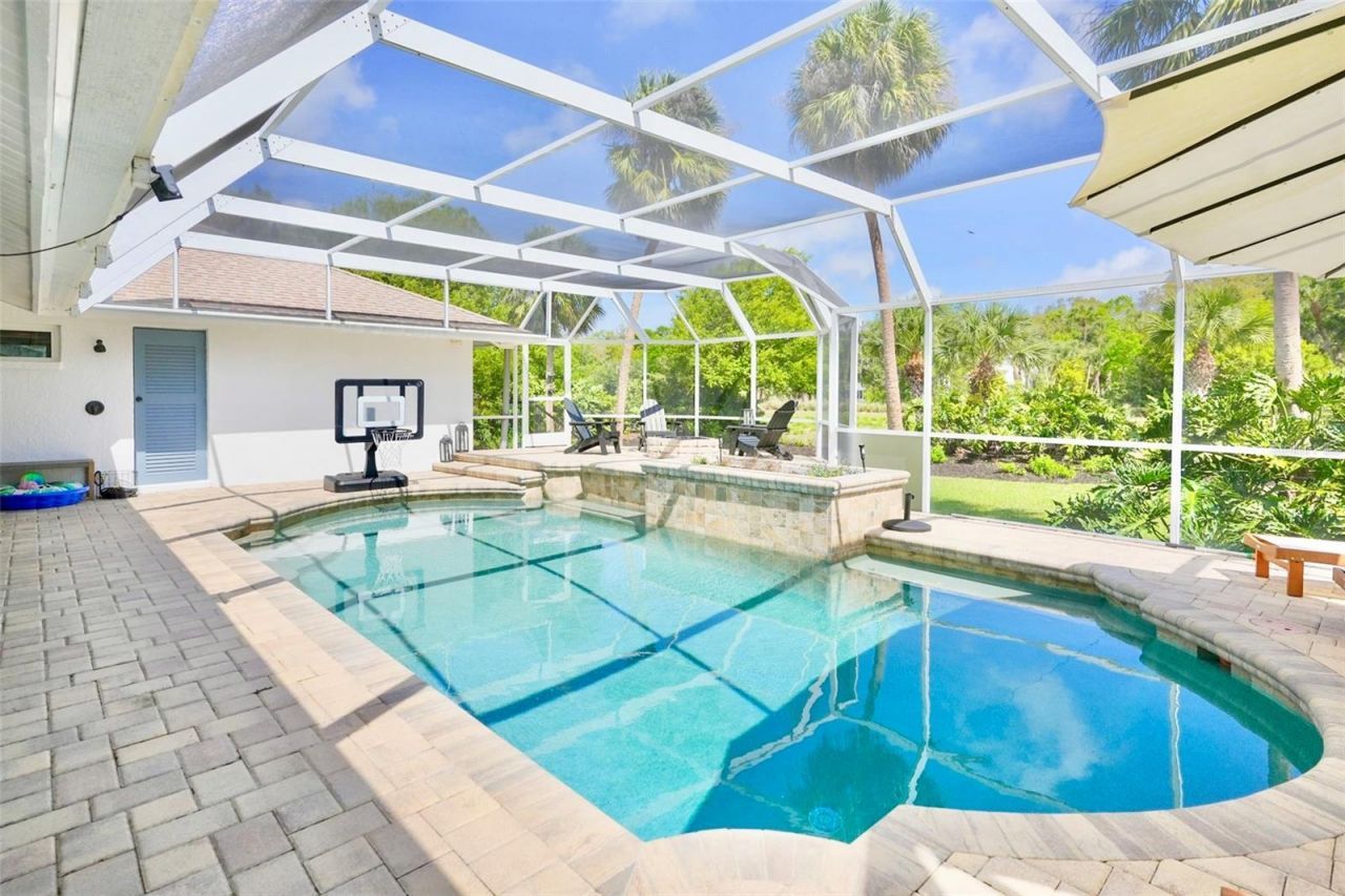 4717 E Trails Drive, Sarasota, FL 34232 Photo