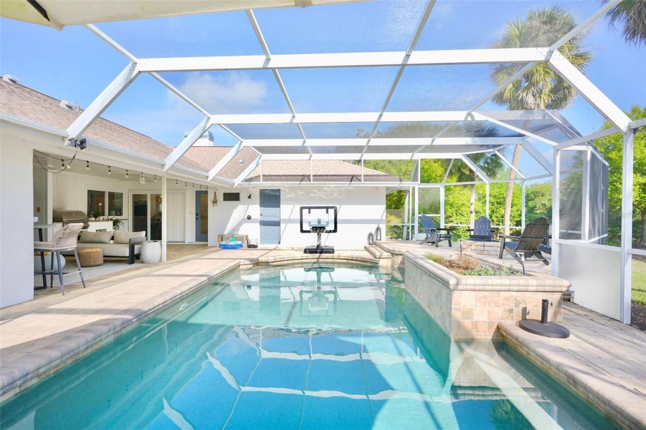 4717 E Trails Drive, Sarasota, FL 34232 Photo