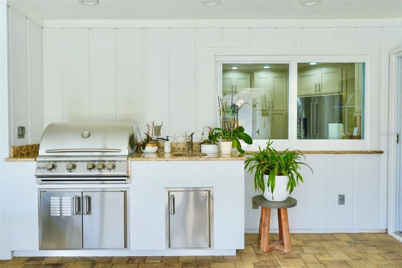 4717 E Trails Drive, Sarasota, FL 34232 Photo