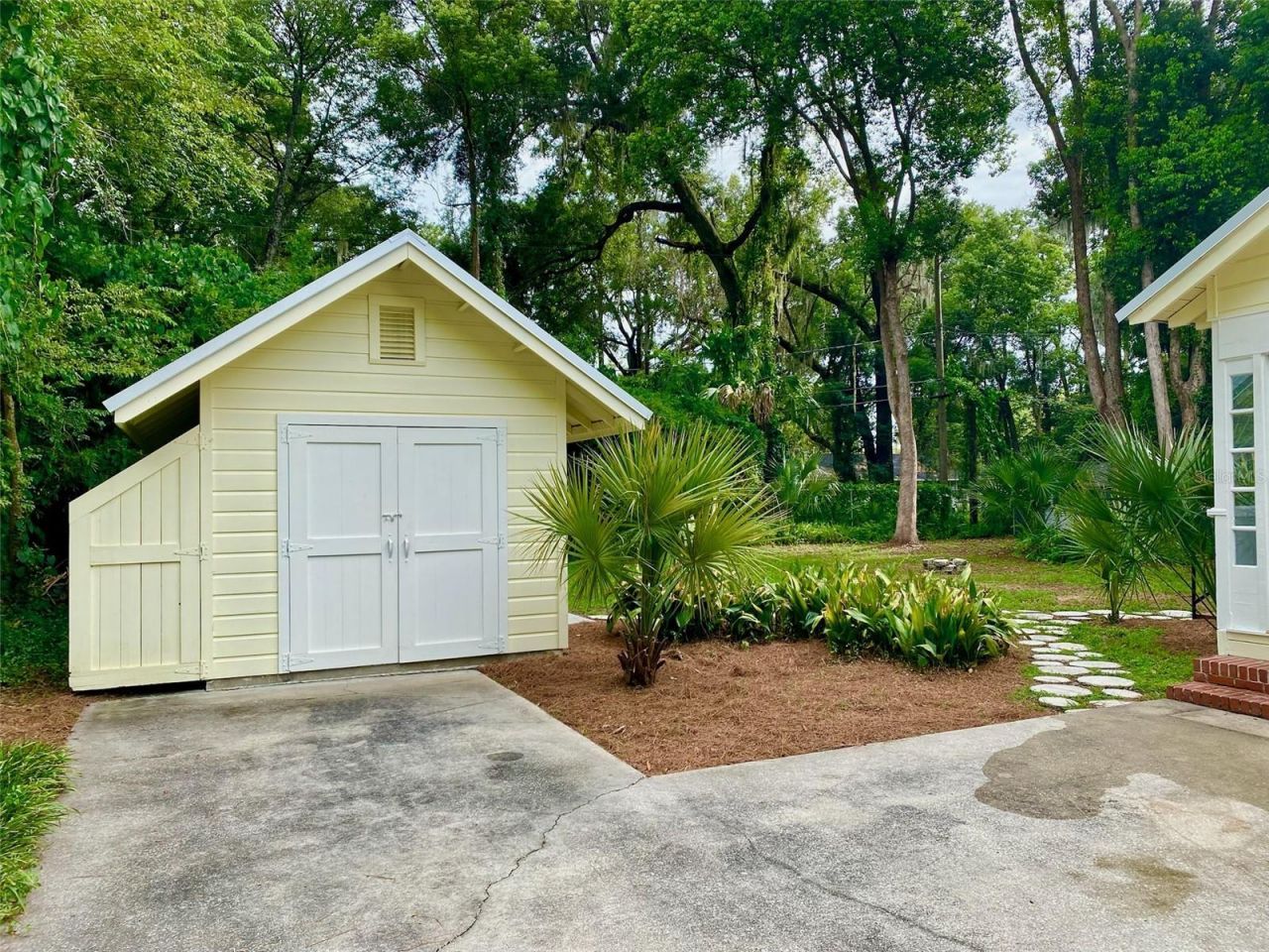 1741 NW 6th Avenue , Gainesville, FL 32603 Photo