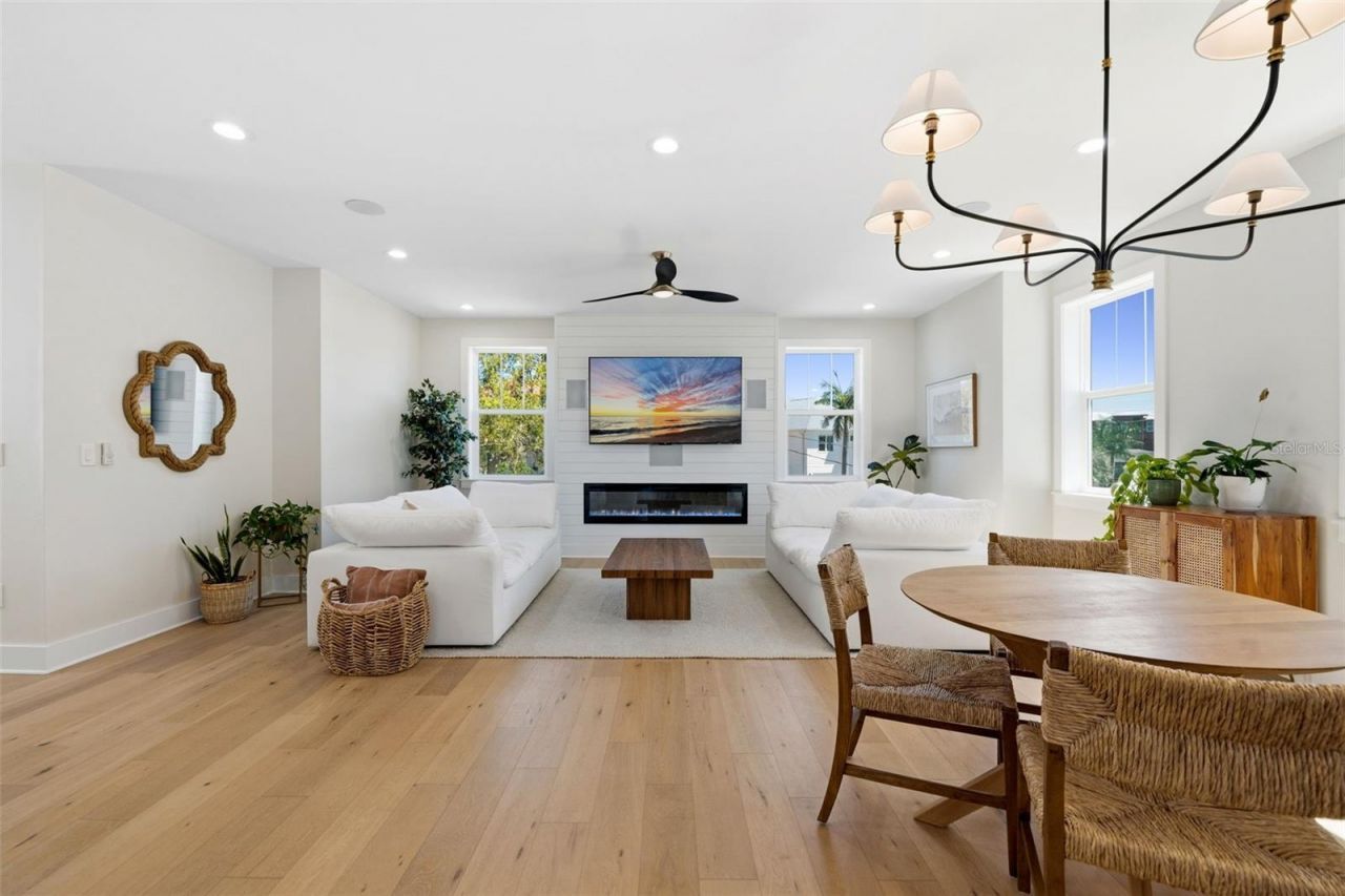 1811 Bayou Grande Boulevard Ne, Saint Petersburg, FL 33703 Photo