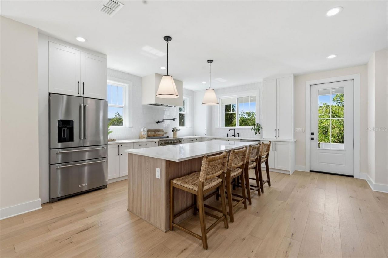 1811 Bayou Grande Boulevard Ne, Saint Petersburg, FL 33703 Photo